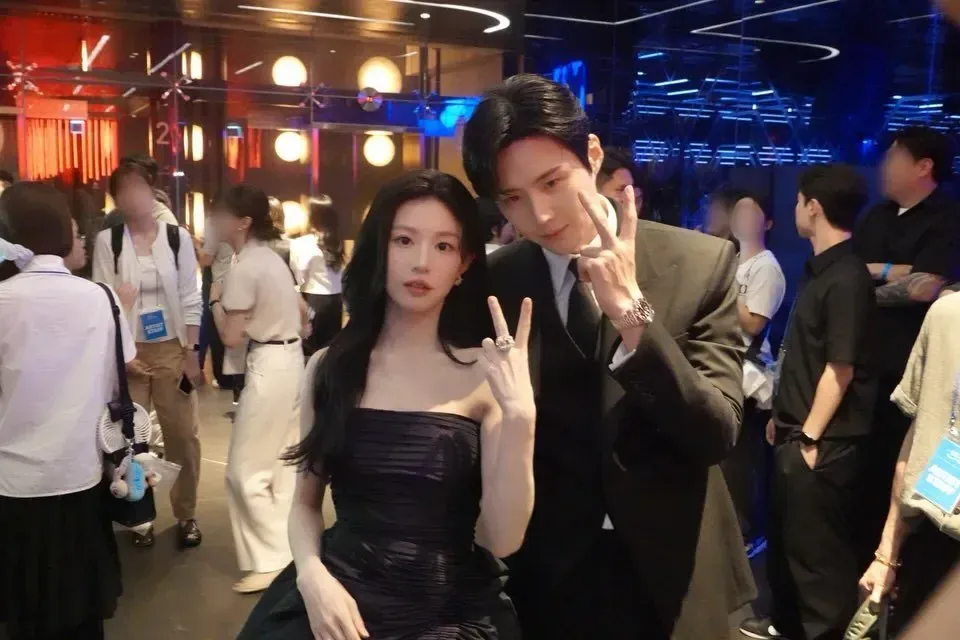 고윤정 인스타 (4/14)