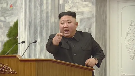 아니 우리 미사일 날렸다니까?? 여기 안 봐? (2/2)