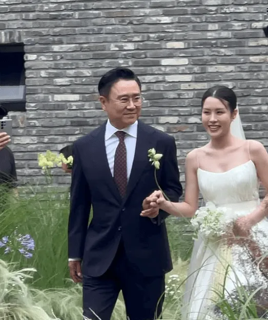 배우 이광기 딸 결혼사진 (2/3)