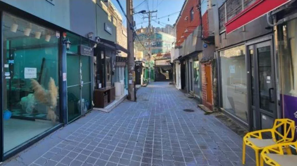 옛추억을 갖고 방문해 보면 깜짝 놀란다는 부산대학교 앞 상황 (17/18)
