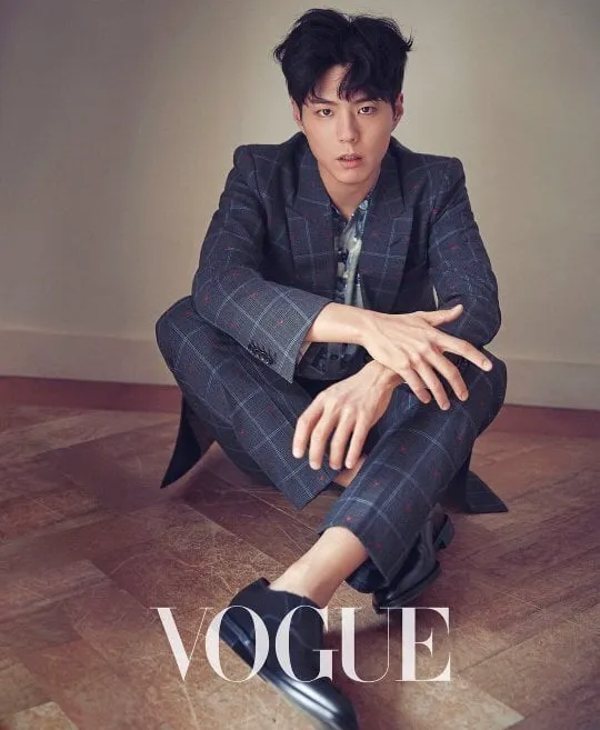 존멋 女 X 연하 男 조합 커플 55개 중 내 심장을 후드려 친 조합 고르기.jpg (18/20)