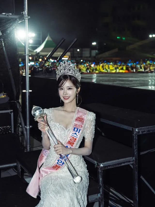 AI 아니냐는 2025 미스코리아 진 (3/11)