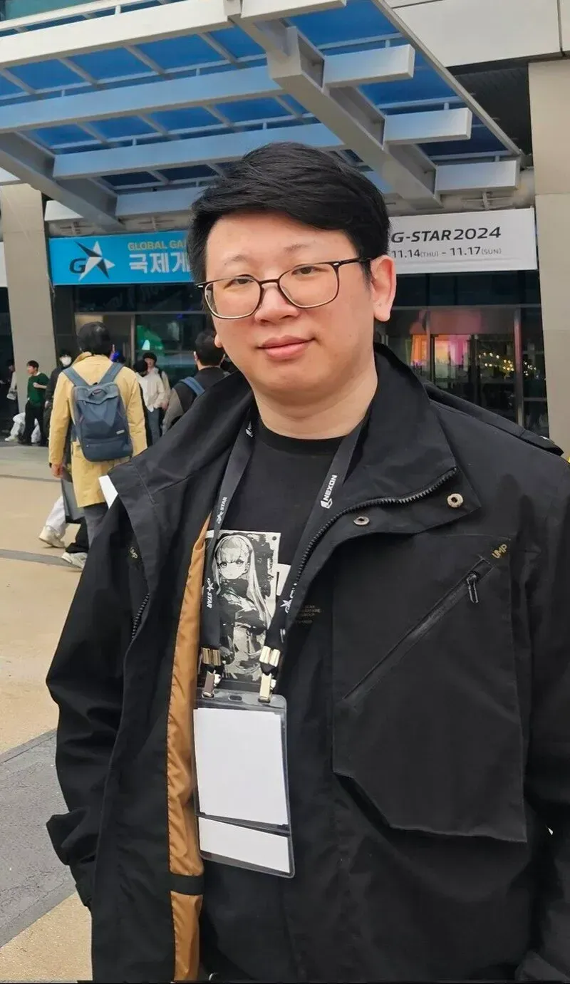 한국인이 암 치료비로 골골대는 걸 알게된 중국인.jpg (2/2)