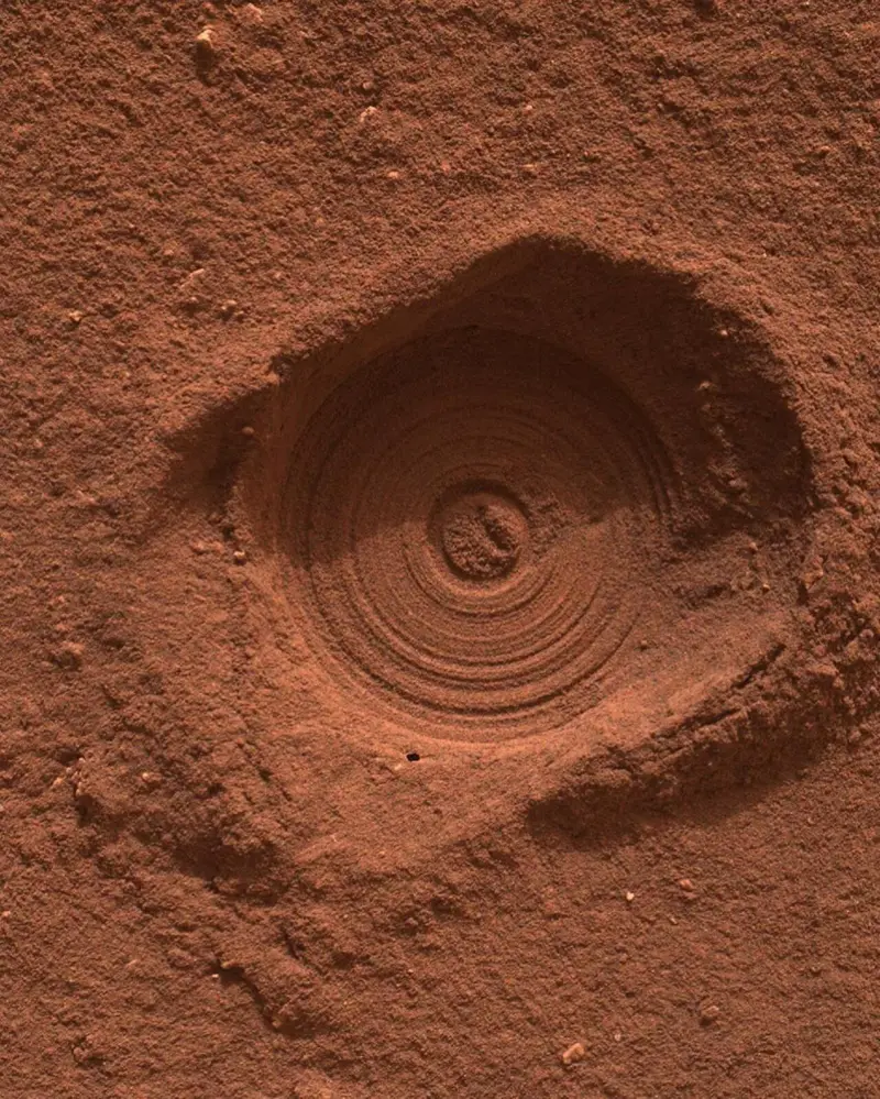 NASA가 공개한 가장 최근 화성 표면 사진 (7/12)