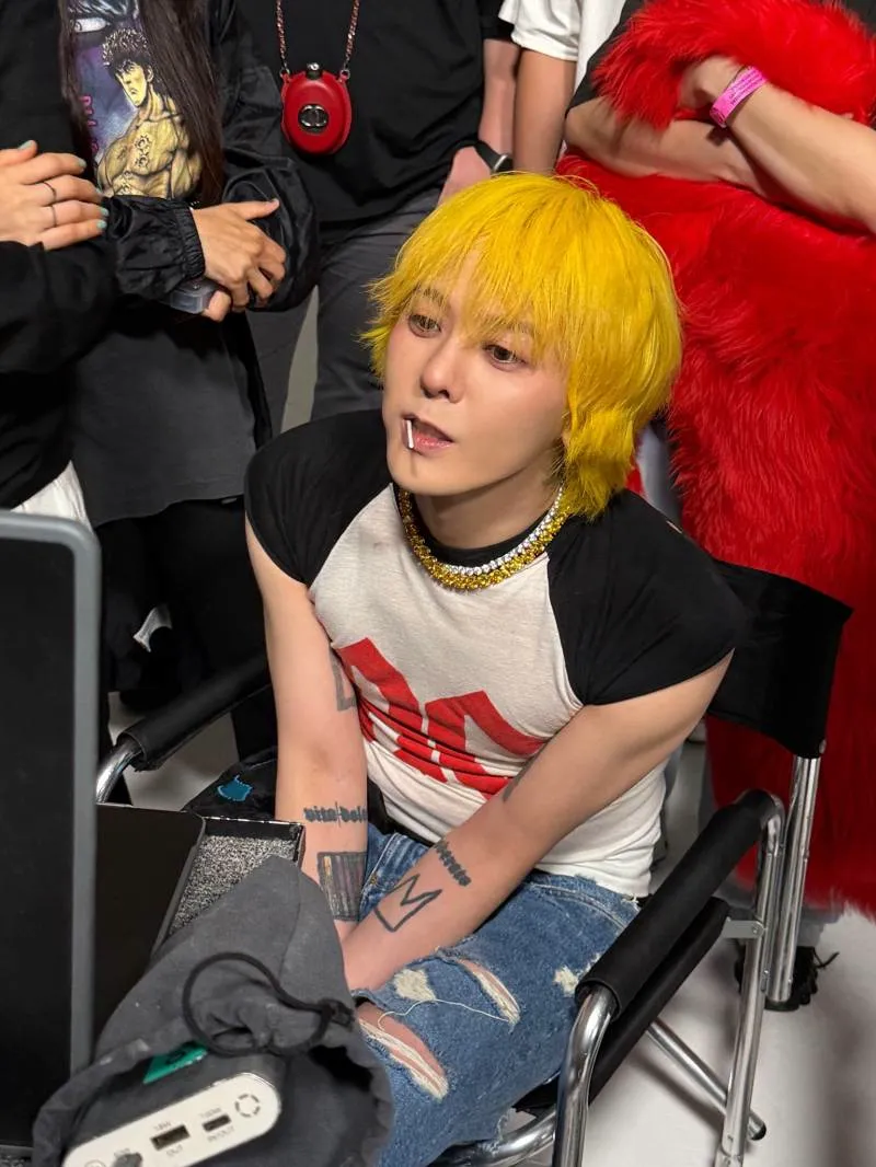 핑크 독기 블러셔한 지드래곤 얼굴 근황…jpg (8/8)