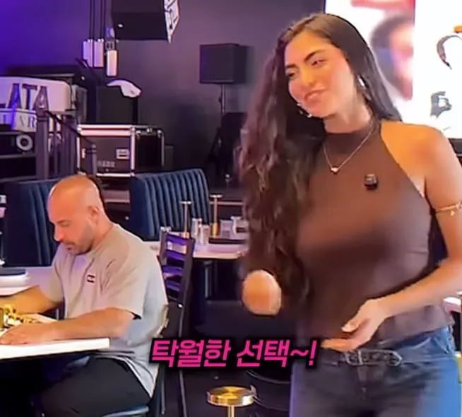 손님이 끊이지 않는 이유 (9/20)
