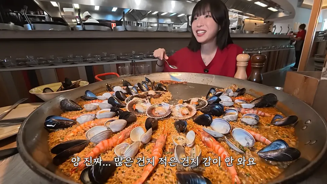 스압)스페인에서 초대왕빠에야 도전한 쯔양 근황 ㄷㄷㄷㄷㄷ (14/20)