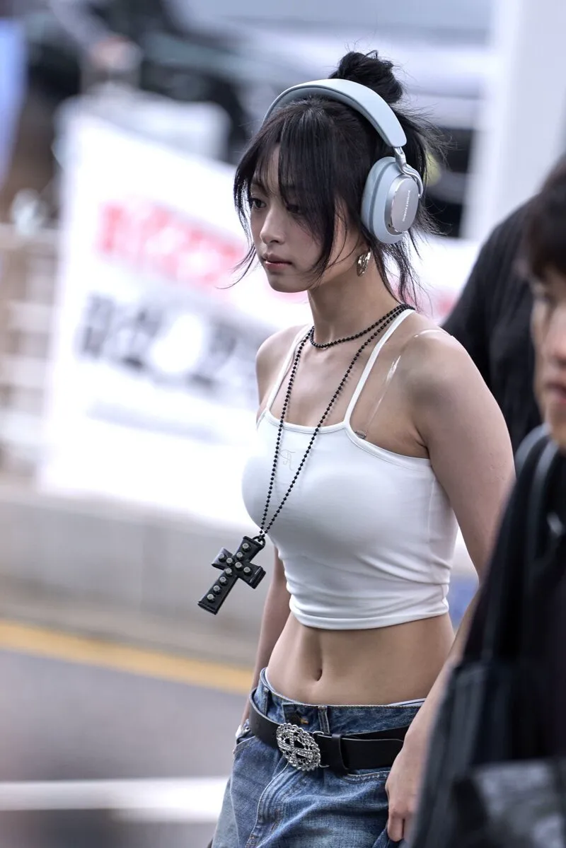 베이비몬스터 아현 몸매 (5/5)