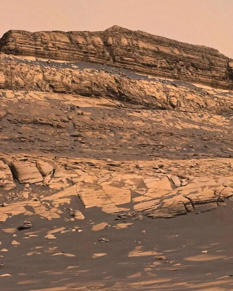 NASA가 공개한 가장 최근 화성 표면 사진 (4/12)