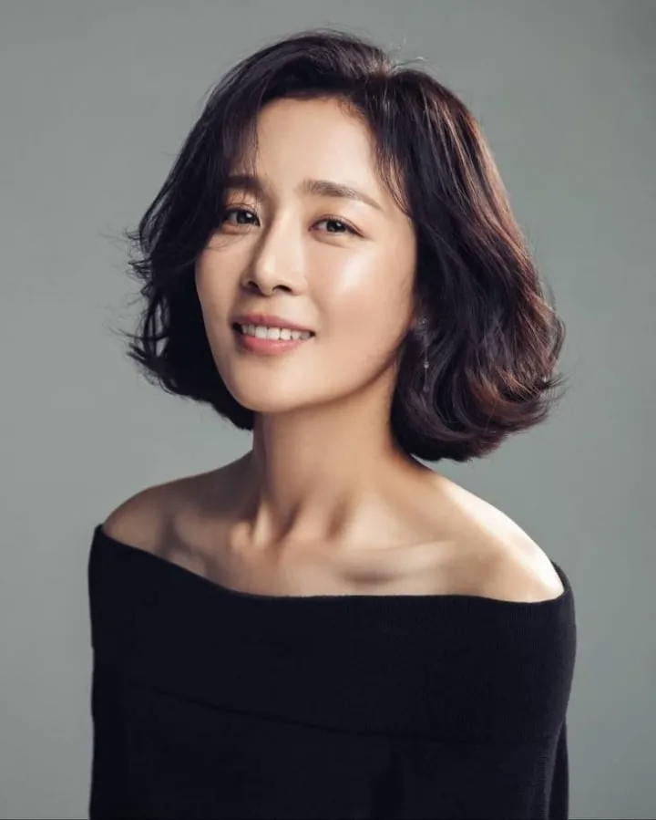존멋 女 X 연하 男 조합 커플 55개 중 내 심장을 후드려 친 조합 고르기.jpg (9/20)