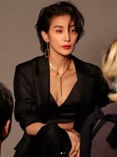 존멋 女 X 연하 男 조합 커플 55개 중 내 심장을 후드려 친 조합 고르기.jpg (7/20)