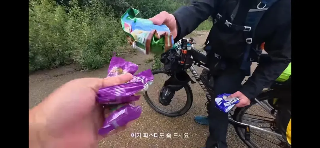 걸어서 아메리카 하다가 인류애 충전하는 유튜버 ㄷㄷ (20/20)