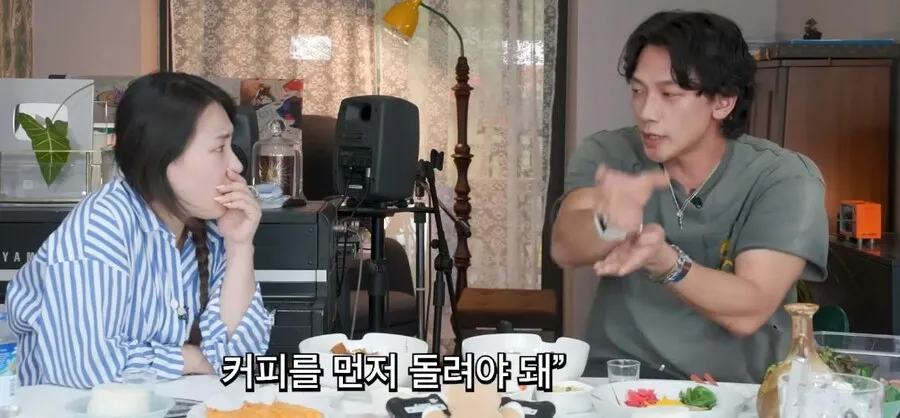 비가 20년째 지키는 박진영의 조언.jpg (9/20)