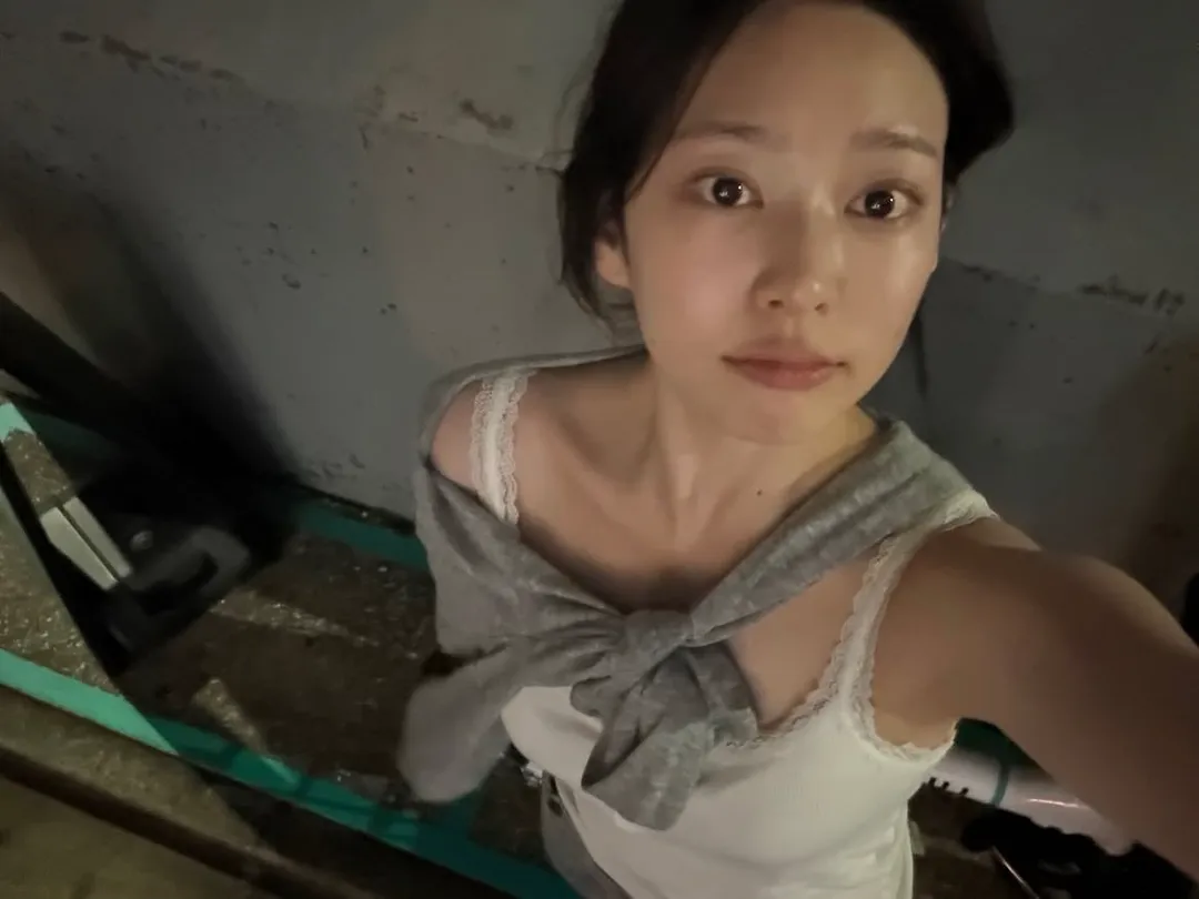 김민주 여친짤 (11/15)