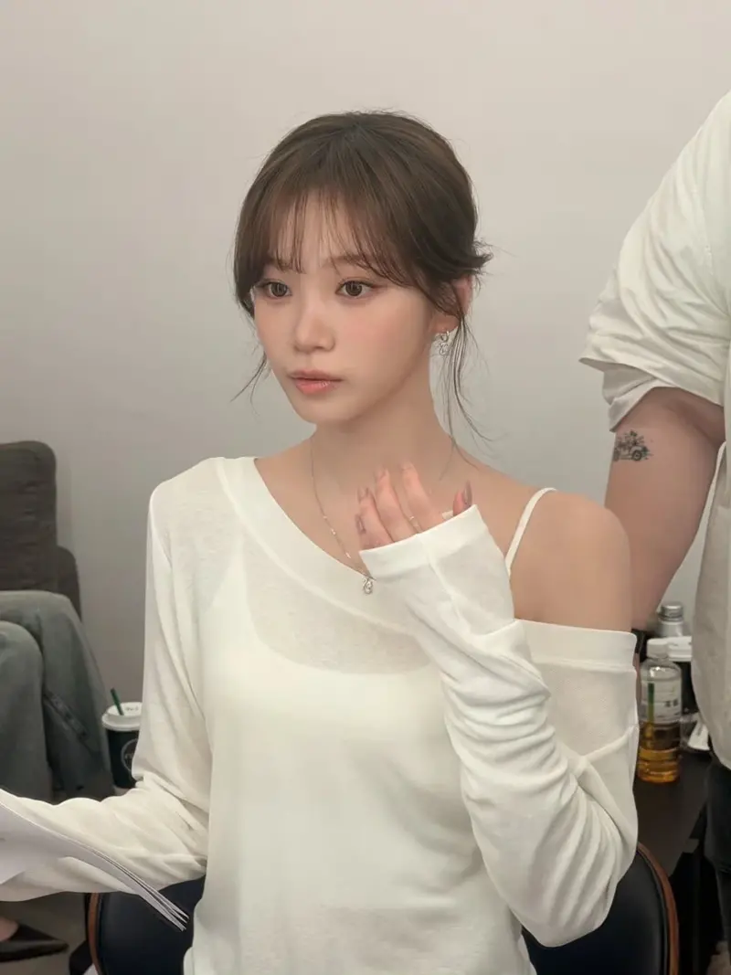 르세라핌 김채원 인스타 (15/15)