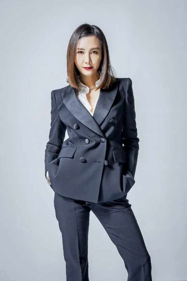 존멋 女 X 연하 男 조합 커플 55개 중 내 심장을 후드려 친 조합 고르기.jpg (17/20)