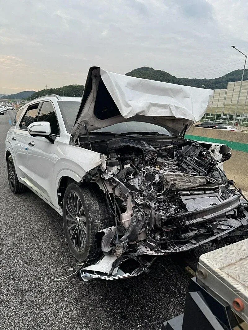 씨라이언 vs 펠리세이드 추돌 사고 (2/6)