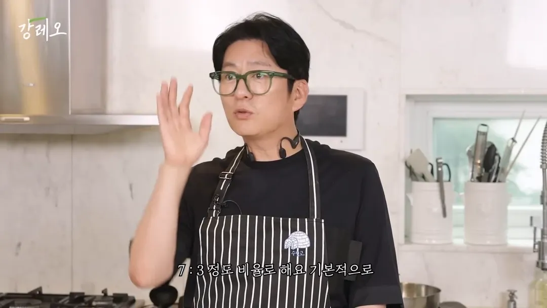 강레오가 말하는 양념육의 비밀.jpg (9/20)