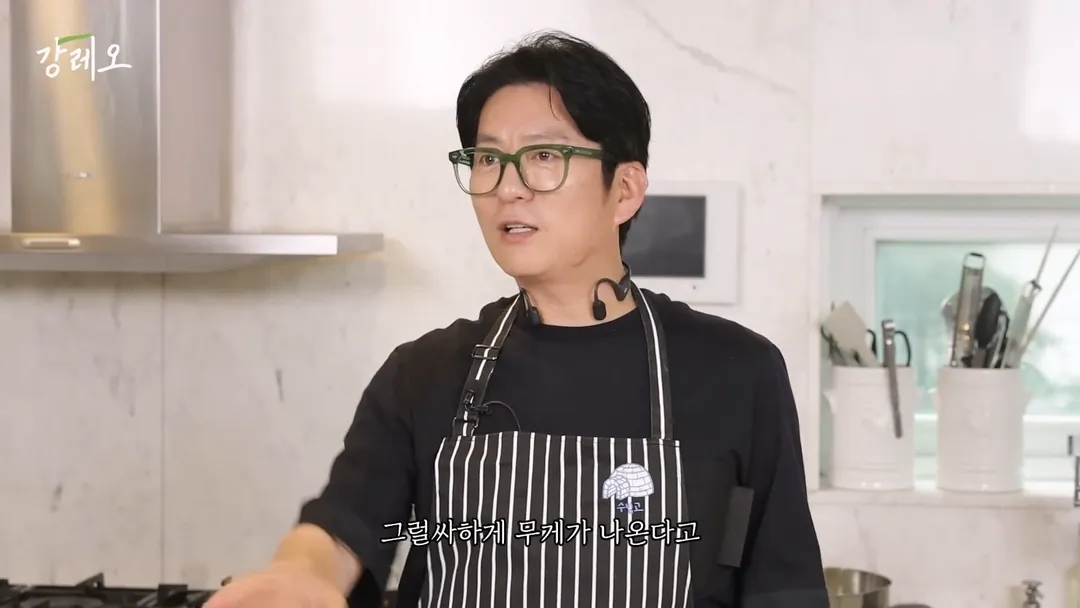 강레오가 말하는 양념육의 비밀.jpg (18/20)