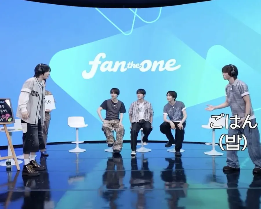 일본인끼리 고요속의 외침을 한국어로 했을 때 (5/12)