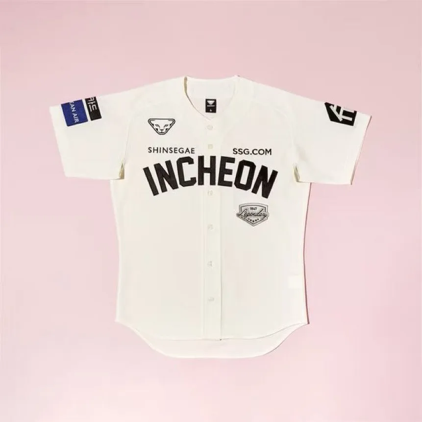 [KBO] 타팀 유니폼과 비슷해서 말나오고 있는 엘지트윈스 유니폼 (2/5)