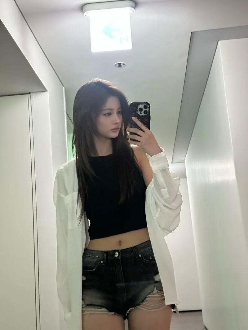 스마트폰 없던 시절, 사람들 기다리는 모습 .jpg (2/2)