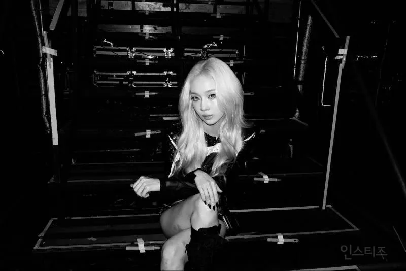 오늘자 에스파 윈터 인스타그램 업데이트 (6/7)