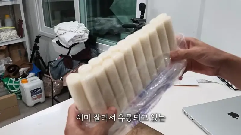 논란의 워터파크 16000원 떡볶이 근황 (5/16)