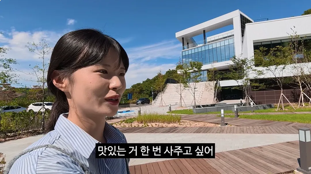 충주시 유튜브 근황 (4/9)