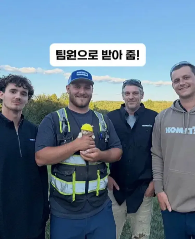 팀원이 된 고영이.jpg (5/7)