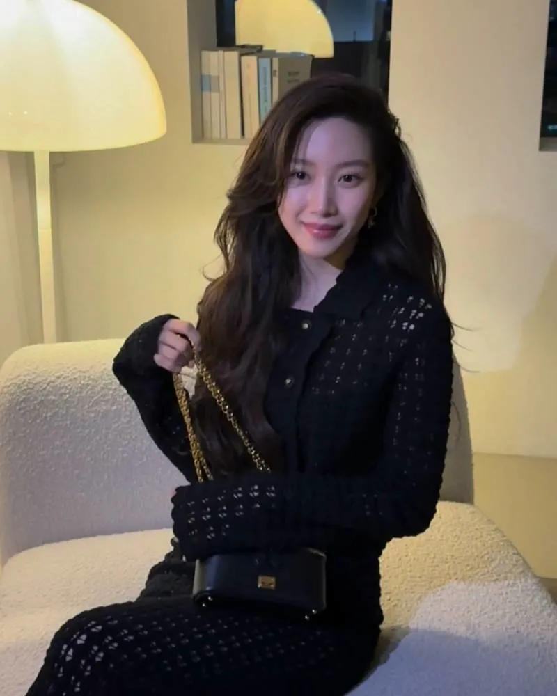 요즘 젠지들 입소문타고있는 현백코어..JPG (2/20)